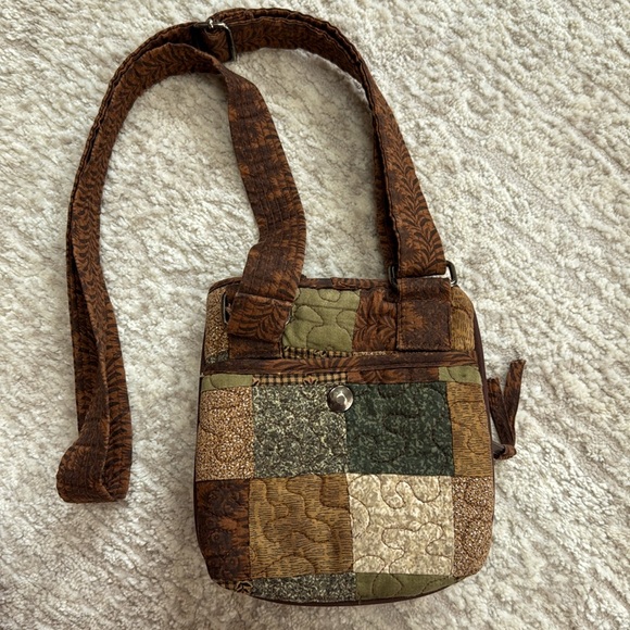 Donna Sharp Quilted Patchwork Small Crossbody Bag/Purse- Great Condition - Picture 2 of 7